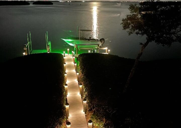 PilingLight the original LED dock lights